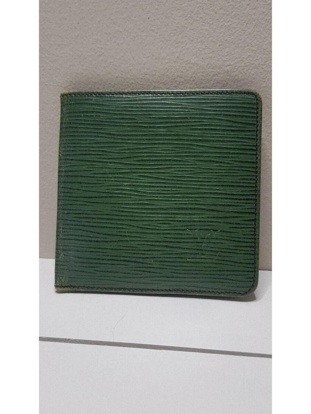 Louis Vuitton Epi Leather Bifold Wallet Green Men's Wallet - Picture 1 of 9